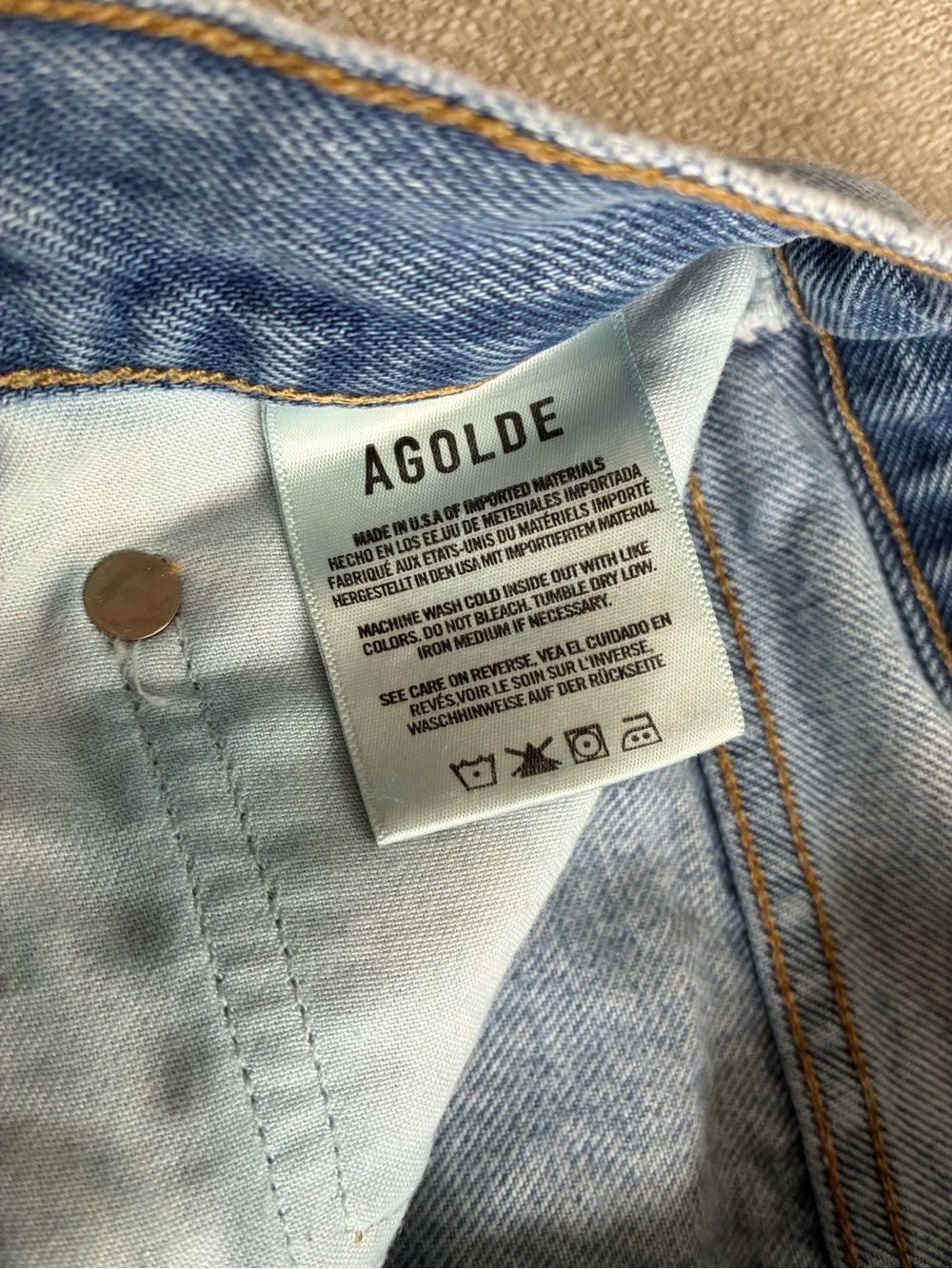 AGOLDE Shorts Women’s 24 90’s Mom Short Distressed Button Fly 100% Cotton - Picture 4 of 9